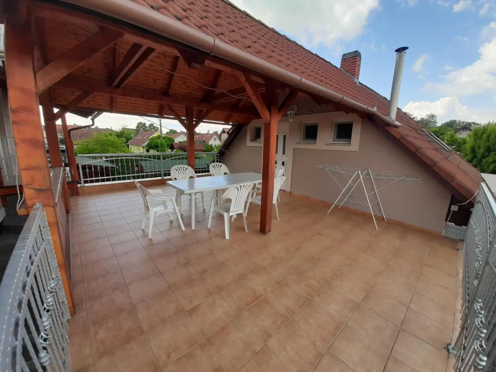 8 féröhelyes apartman