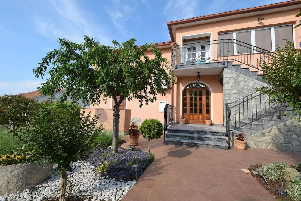 Apartments Prendivoj