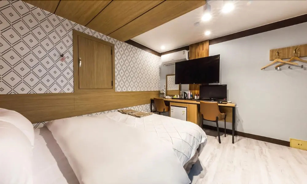 Shincheon Ramon Hotel