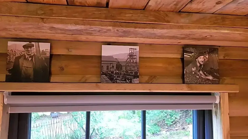The Miners Log Cabin