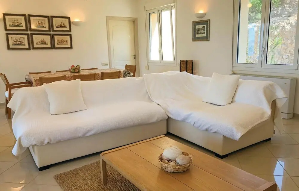 Awesome Home in Perdika With Wifi and 6 Bedrooms