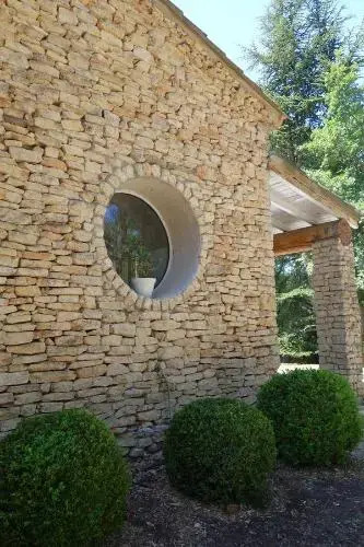 Zen et Chic, juste à coté de la Bastide de Marie