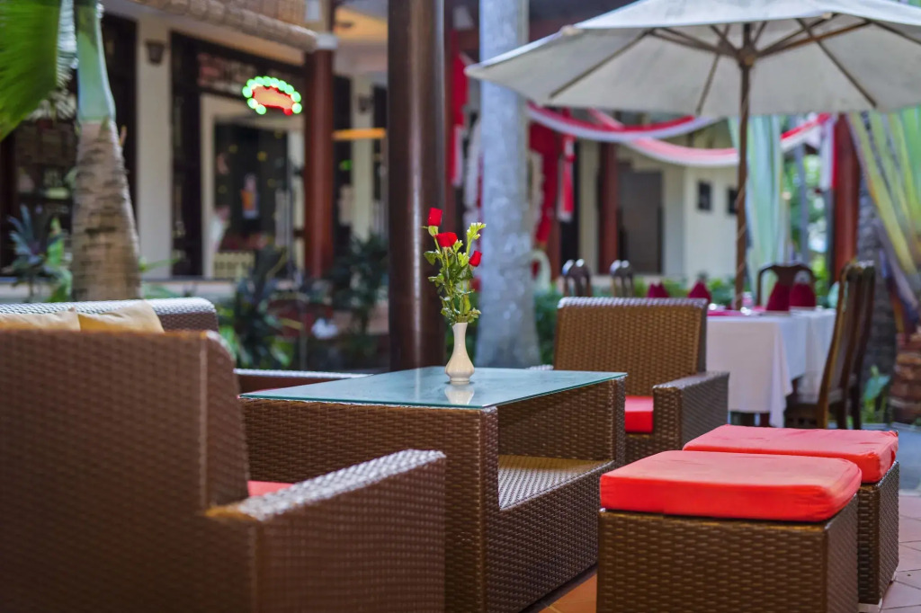 Bach Dang Hoi An Hotel