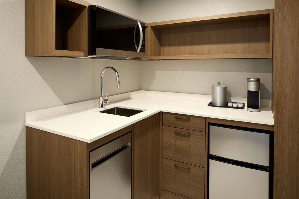 Holiday Inn & Suites Montreal Airport by IHG