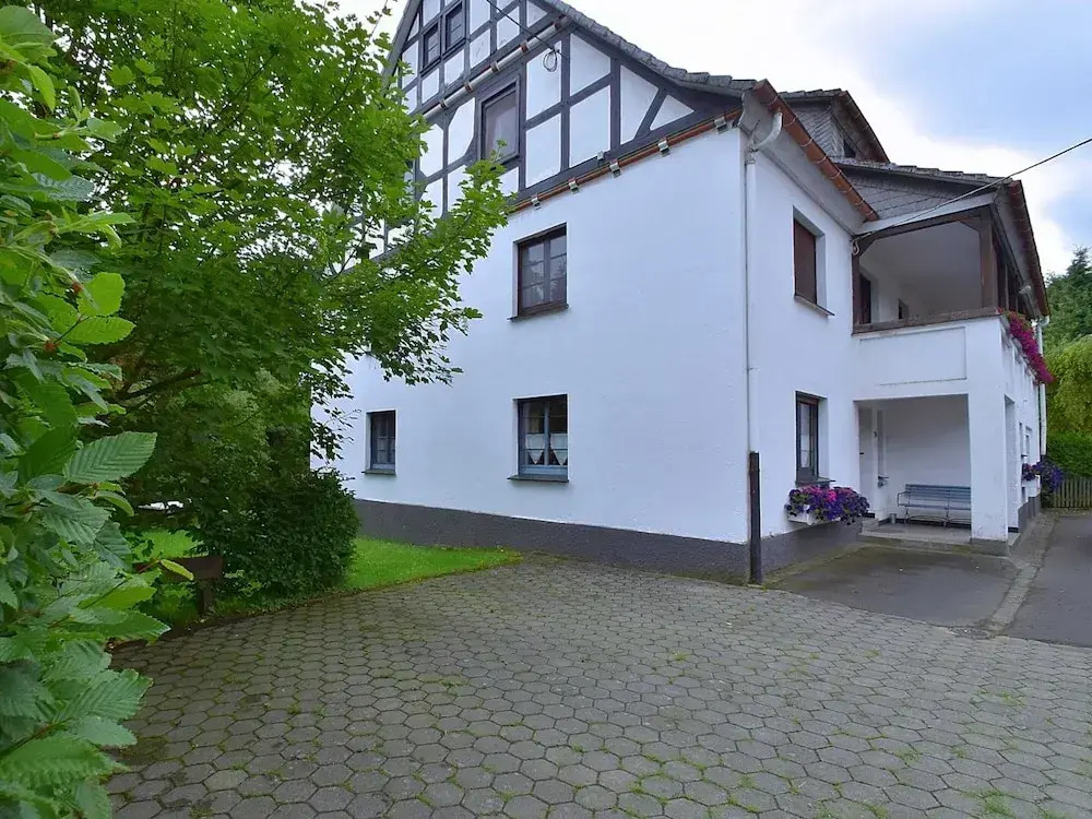 Spacious Holiday Home in Menkhausen near Ski Area