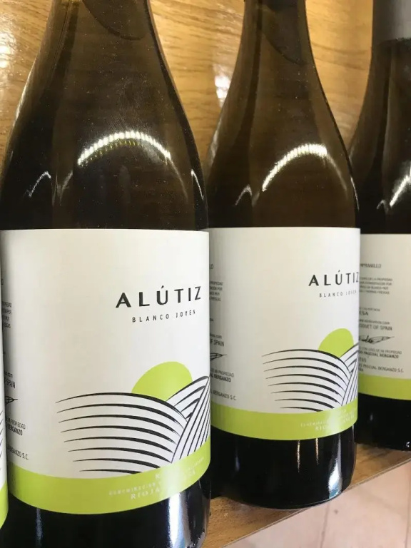 La Casona de Alútiz & Bodega