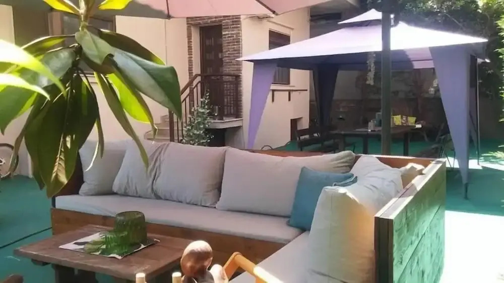 Villa Yanna