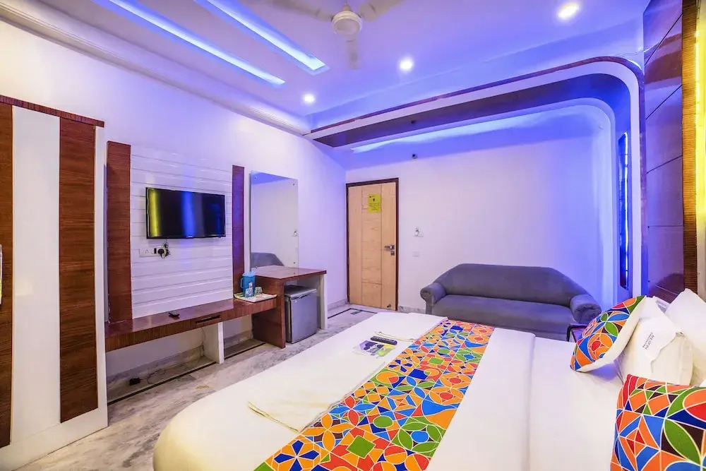 FabHotel Hindustan Deluxe