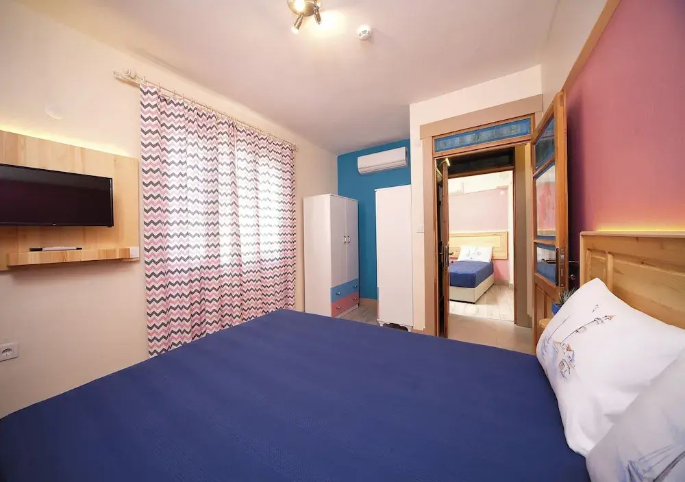 Ion Family Home - Apart Hotel