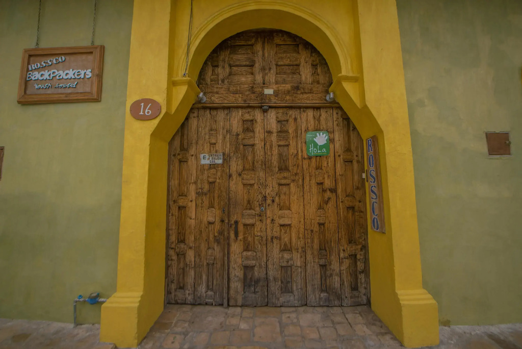 Rossco Hostel & Hotel