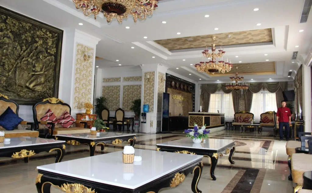 Grand Hotel