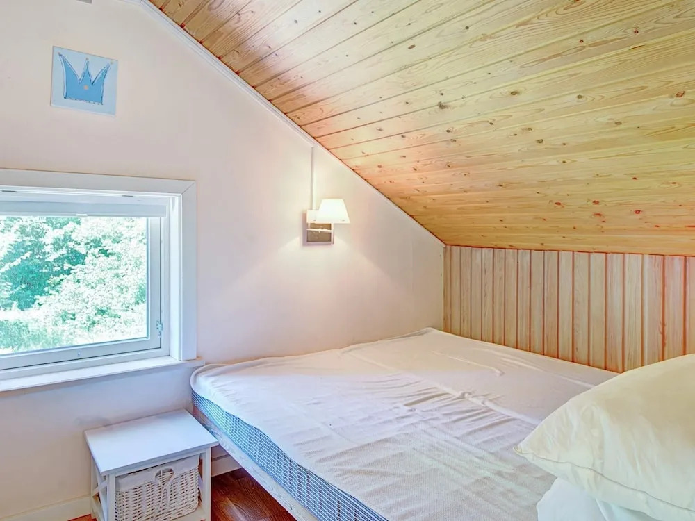 6 Person Holiday Home in Aakirkeby-by Traum
