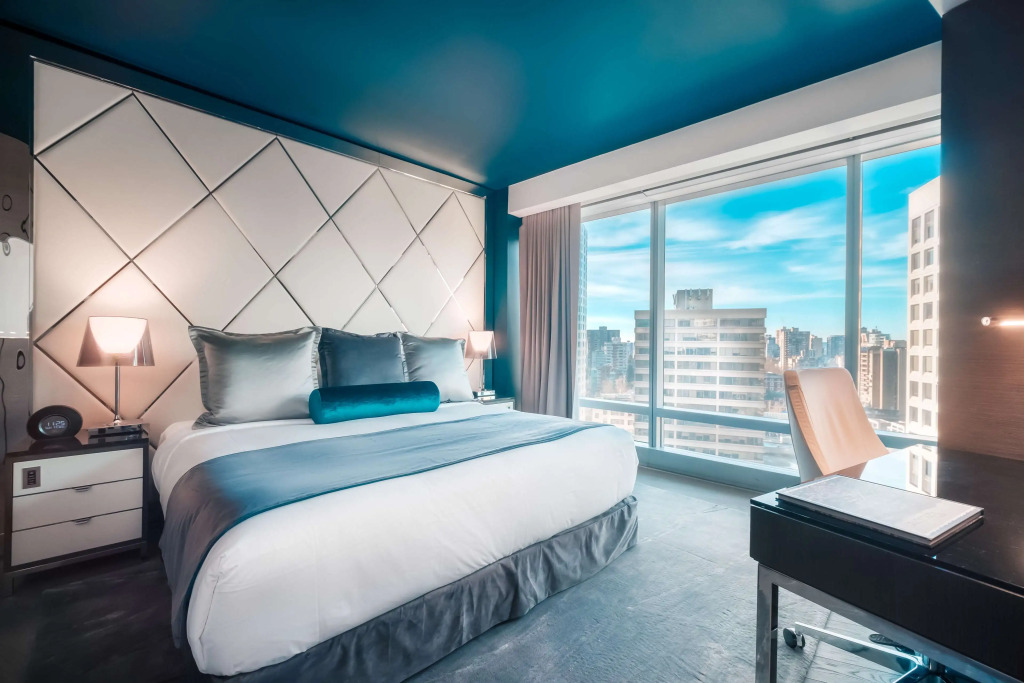 Paradox Vancouver