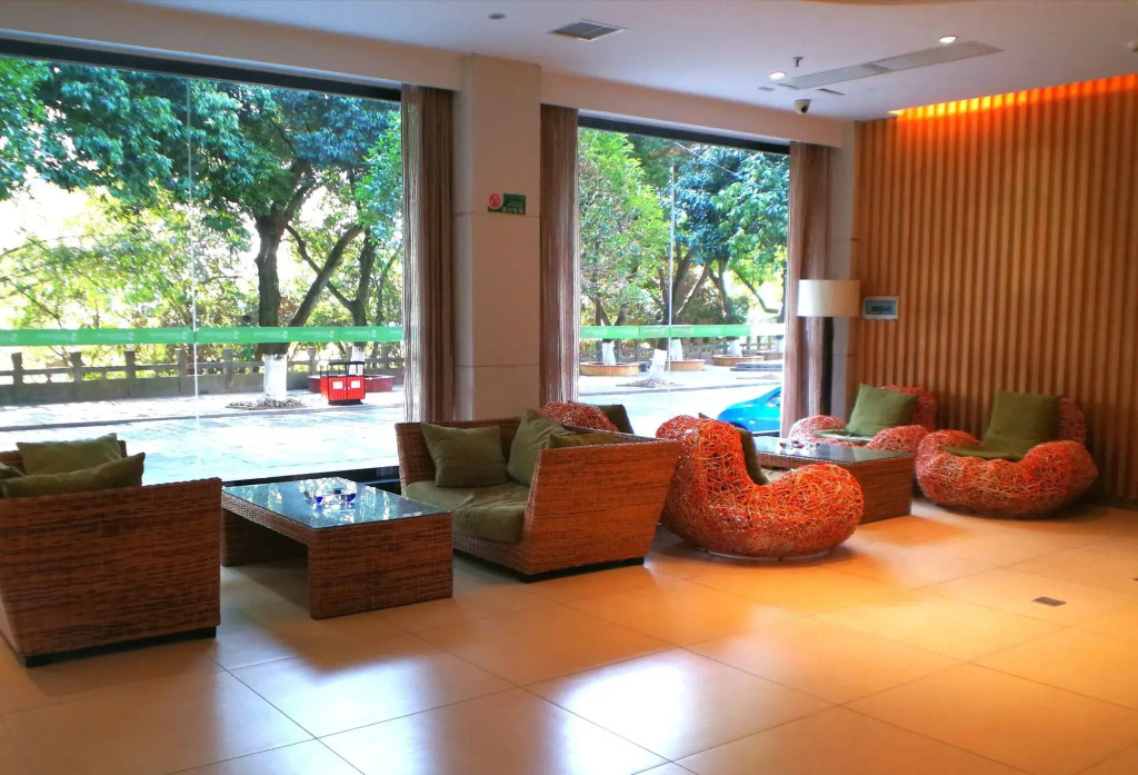 Wuyue Hotel Yangshuo West Street Branch