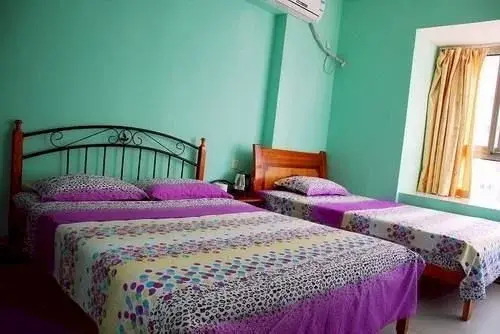 Huanyuanlanwan Holiday Hotel(花园蓝湾度假屋(三亚大东海店))