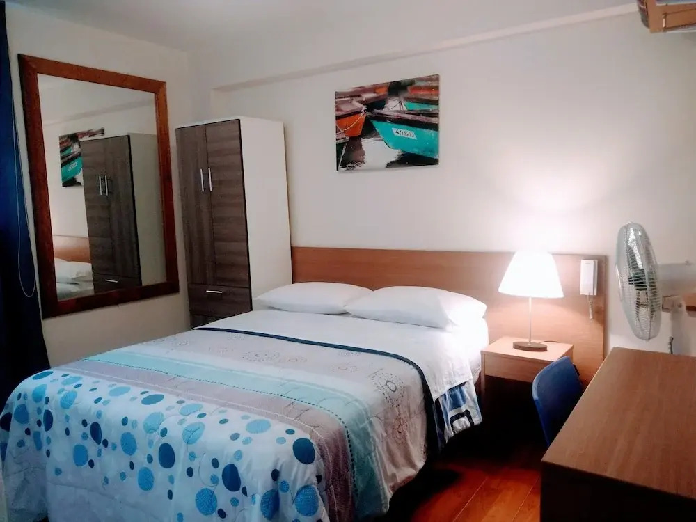 Hotel Paris Lima