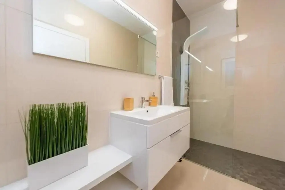 Luxury Villa Sabun with Pool & Hot Tub