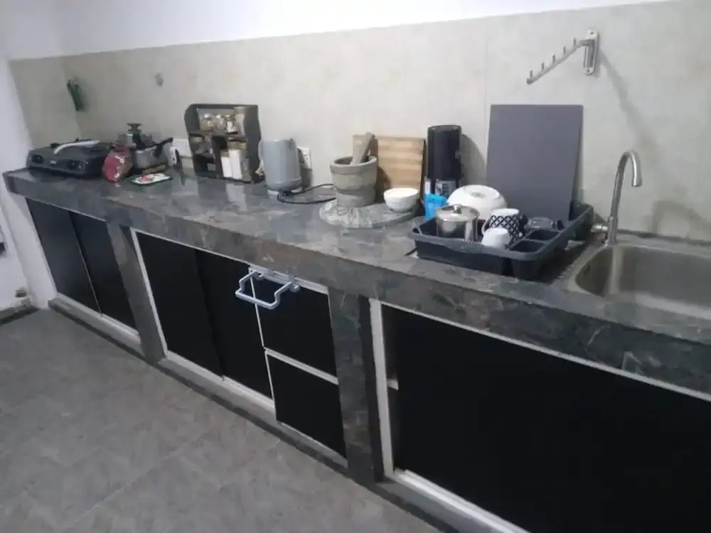 3 Bed House - Wifi Parking 10minBeach