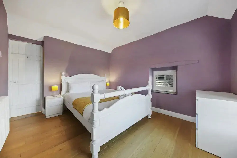 Host Stay Bradley House