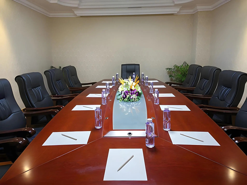 Vienna Hotel Guilin Wanfu Square