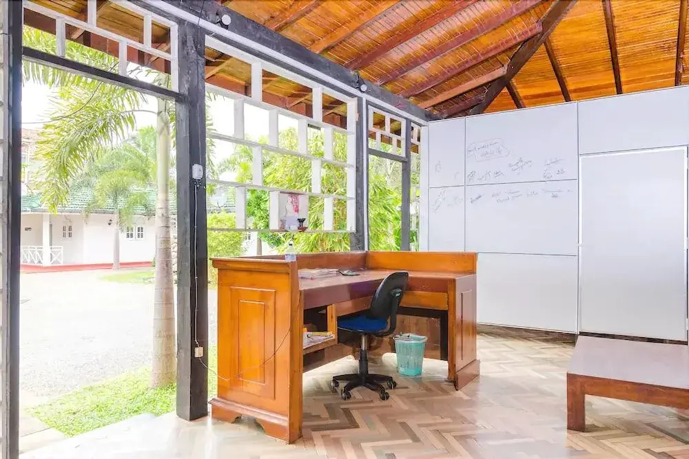 OYO 385 Sanri Villa Negombo