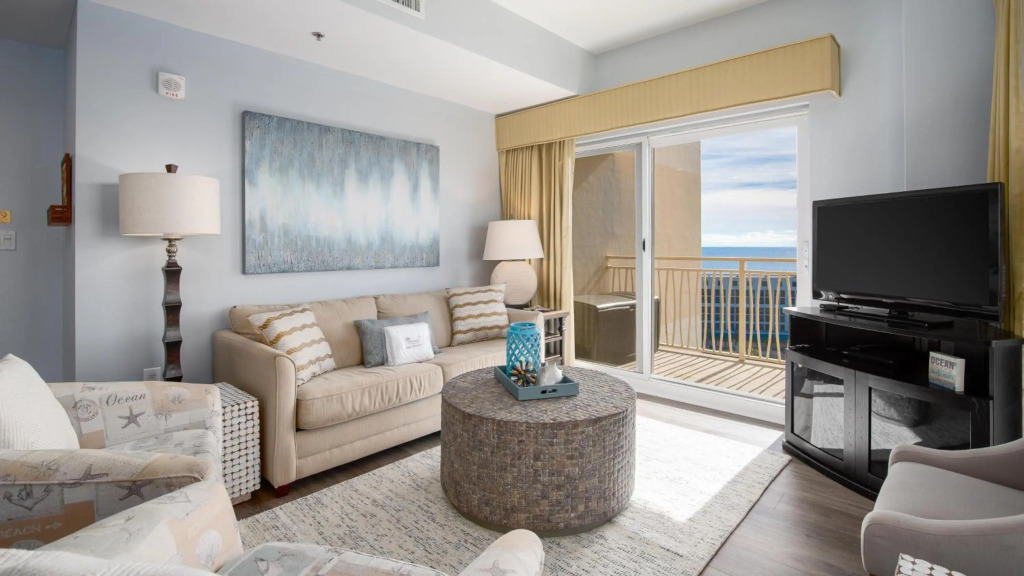 Luau II 6932 - flr9 - 1BR 1BA