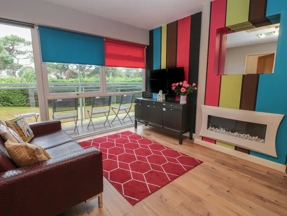 Flat 5 Fairwinds
