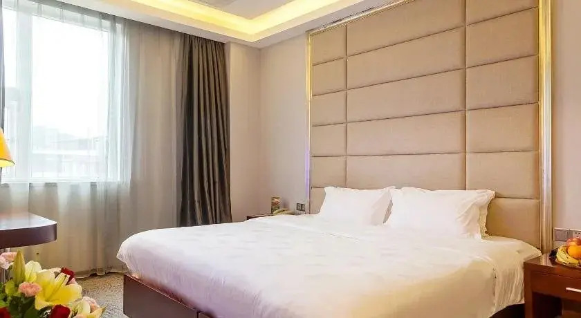 Longyan Yue Feng Super 8 Hotel