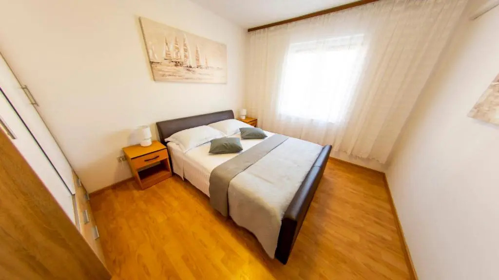 Apartments Ćurić
