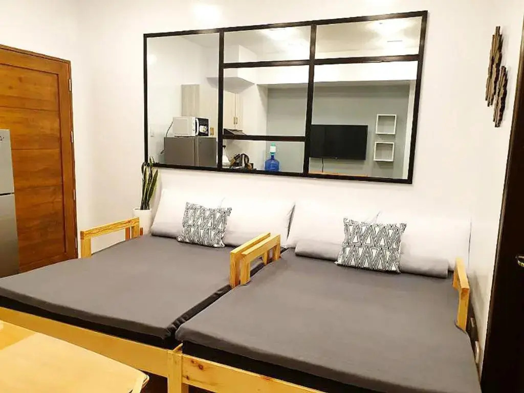 Mireya's 1BR Condo at Goshen Towers - Session Road