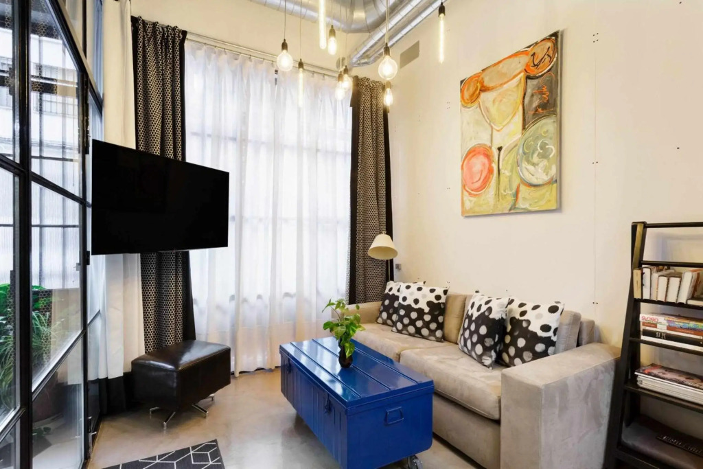 MonKeys Luxury MetaLoft