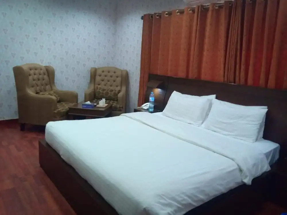 SAB Group Centaurus Luxury 1-Bed Apartment Queen Bed Mövenpick Breakfast Included apartment in islamabad