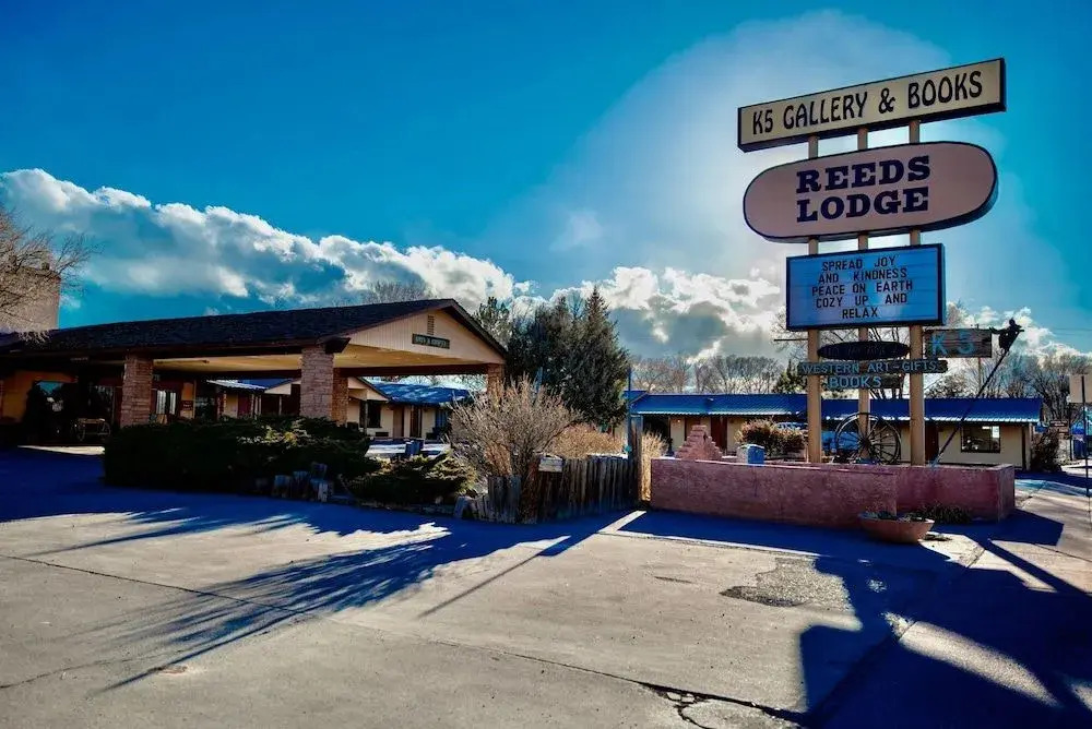 Reeds Lodge