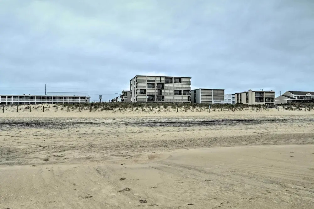 Condo Retreat w/ Balcony on Ocean City Beach!