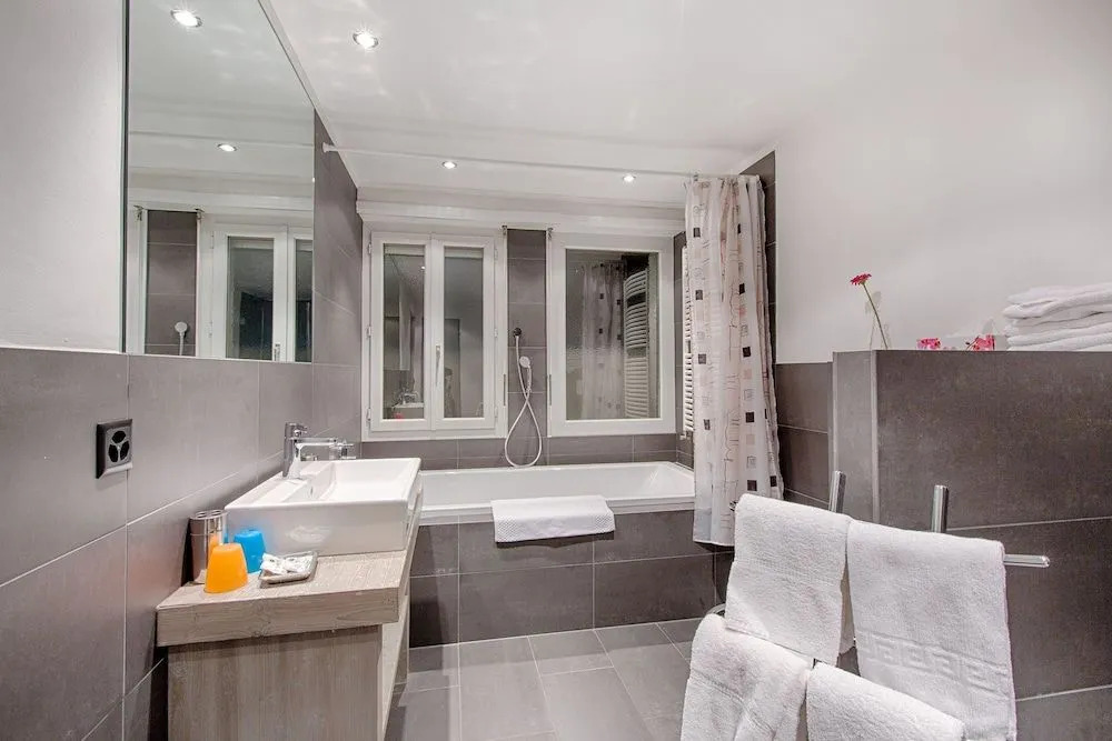 Hotel Central, SPA & LOUNGE BAR