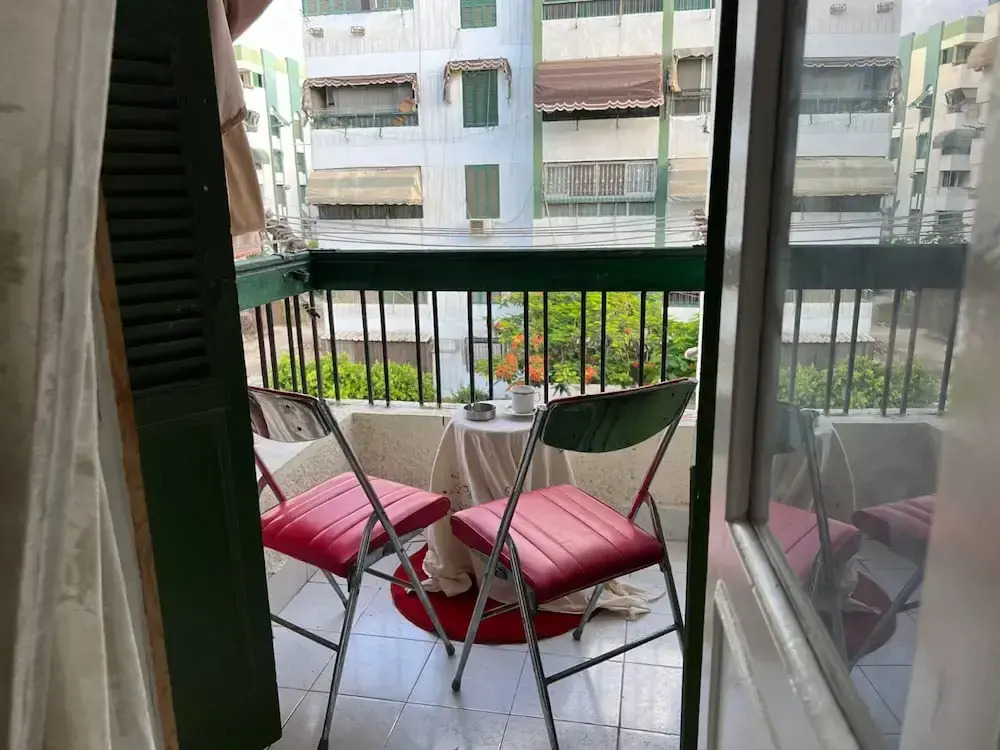 2 Bedroom Apartment With Balcony