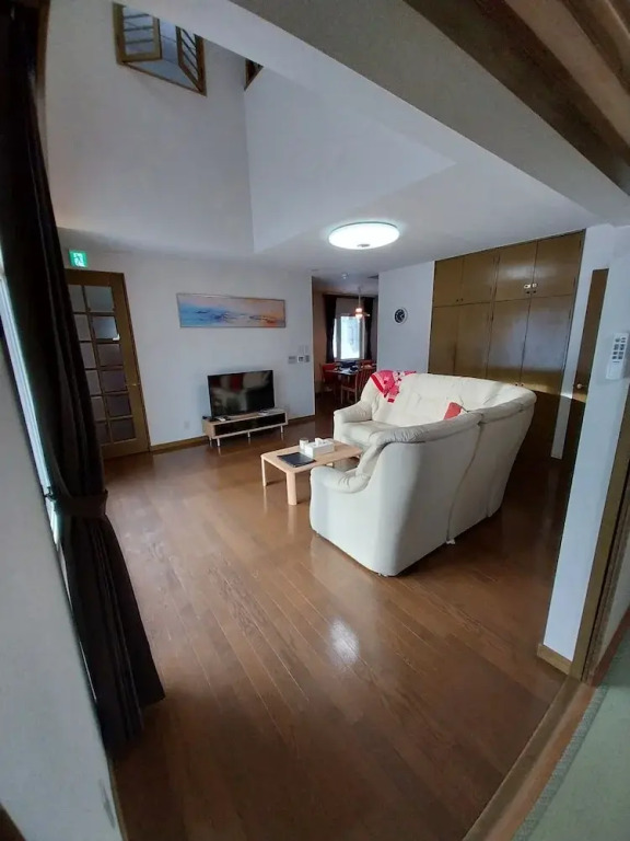 Miyuki Townhouse