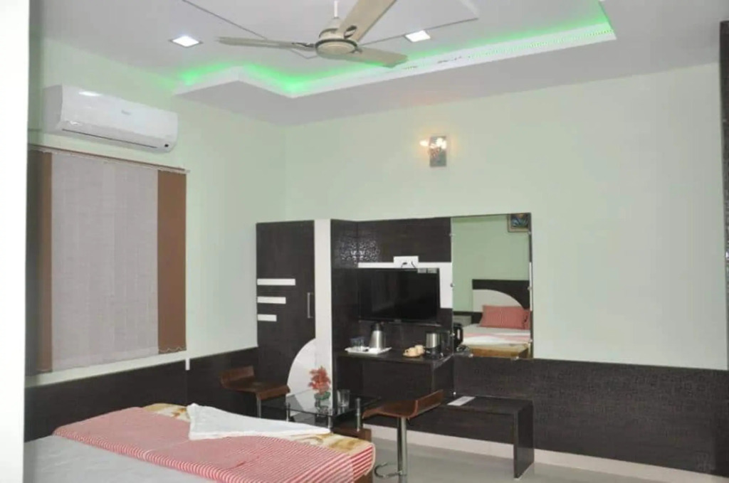 Hotel 180 Degree