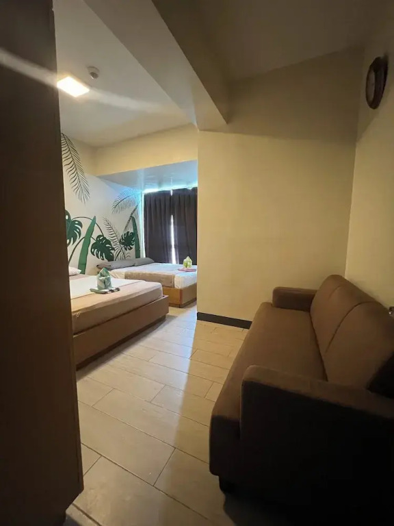 Mactan Newtown Seaview 2 bedroom near airport