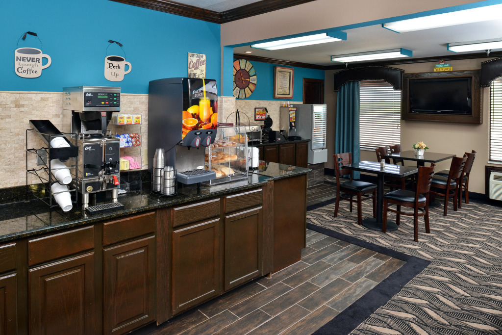Baymont Inn & suites by Wyndham Ardmore I-35