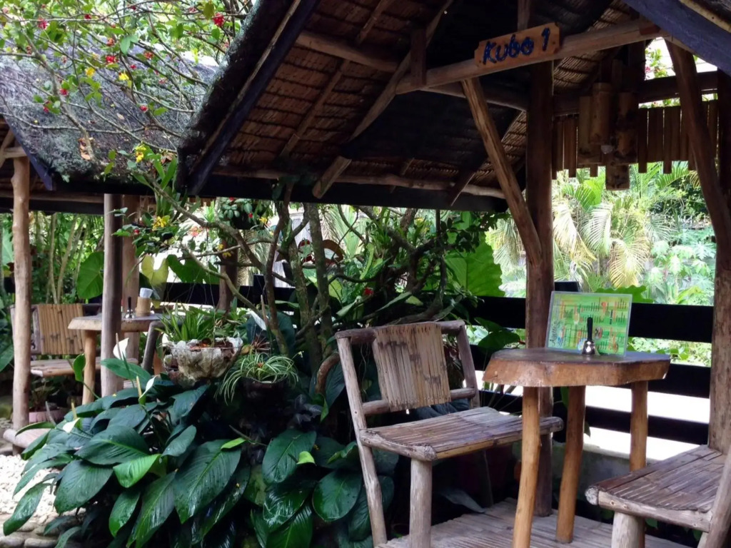 Ayettes Bamboo Cottages