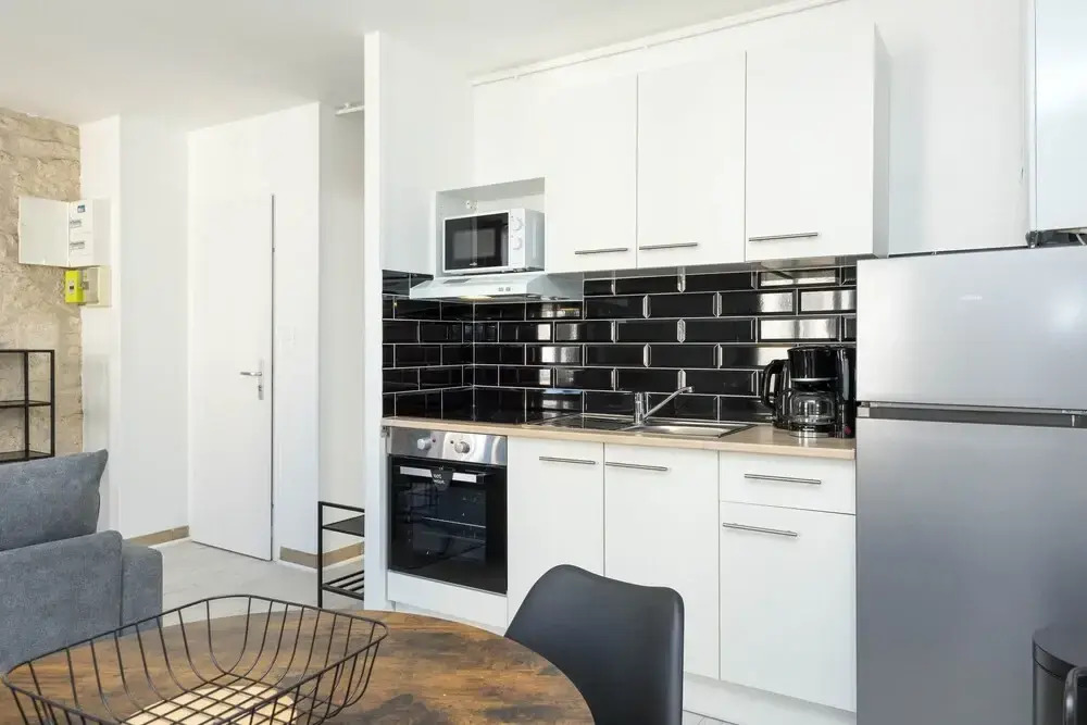 LE LUCIEN Eco-AppartHôtel - Angouleme - Centre - Wifi - Parking privé - Classé 4 étoiles