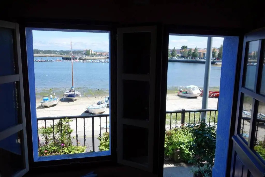 house in the harbour