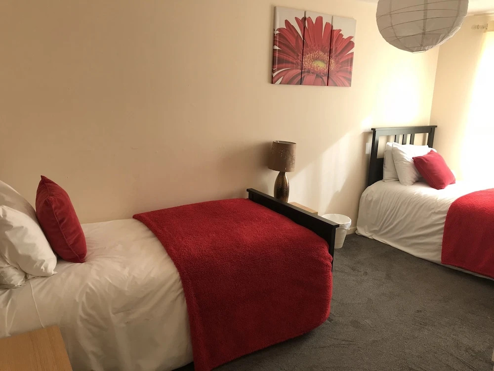 Three Bedroom House in Basildon