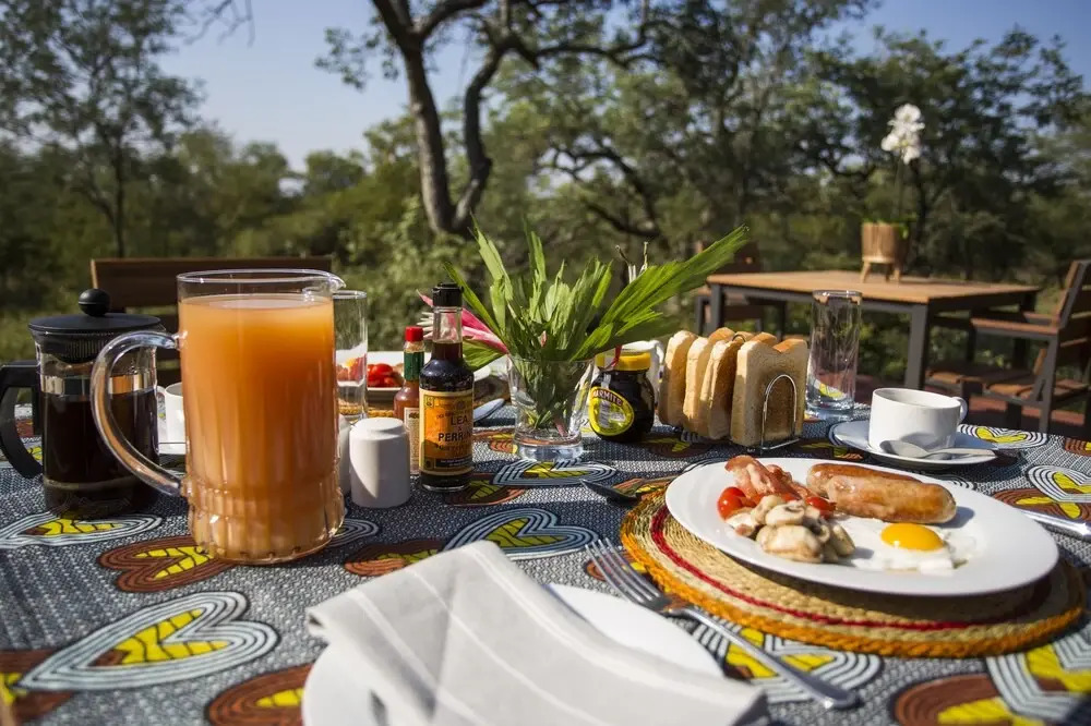 Moya Safari Villa
