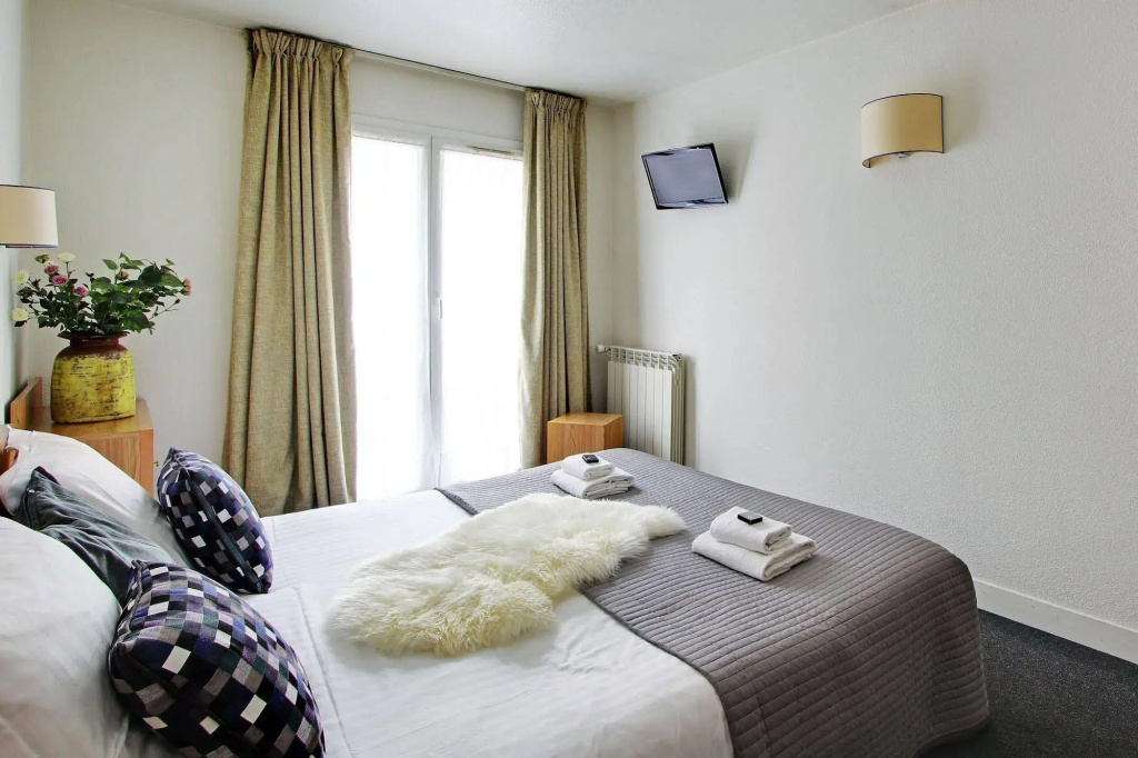 Les Lilas Serviced Apartments