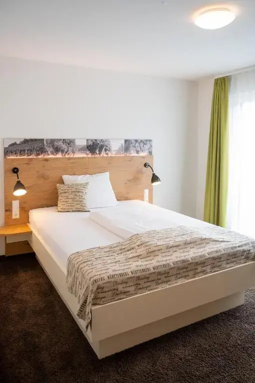 Vinotel Heinz J. Schwab