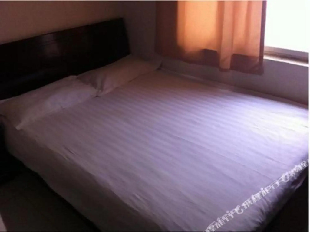 Yirujia Hostel