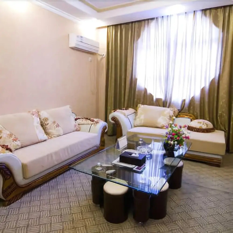 Westqiang Homeland Hotel
