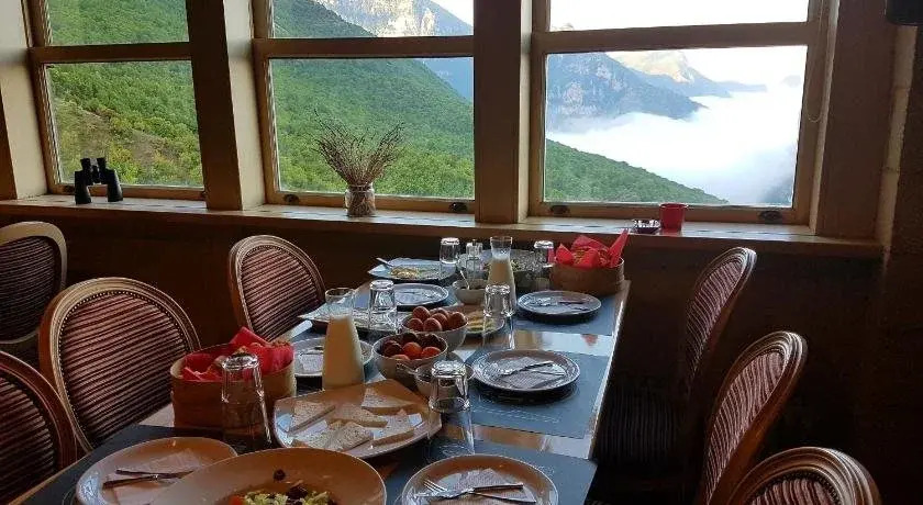 Papigo Towers